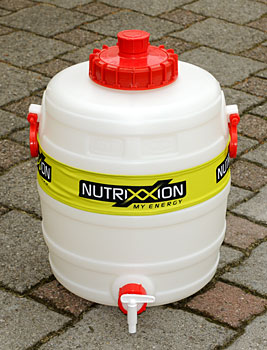 NUTRIXXION Getränketank 15 Liter mit Armaturen wie abgebildet